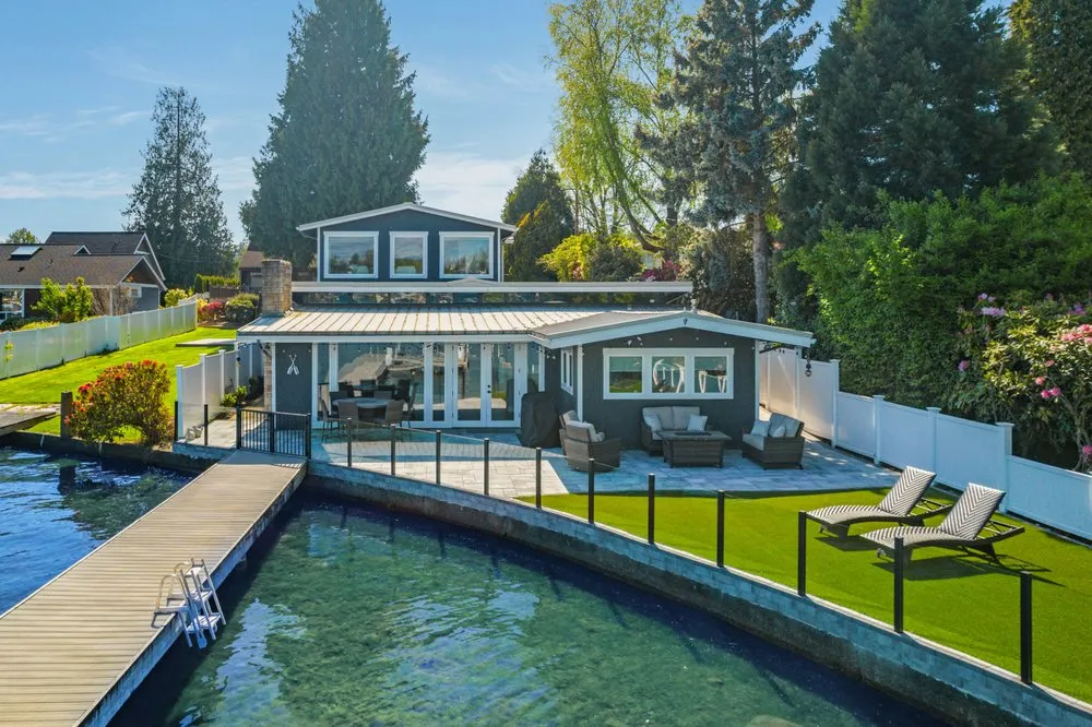 Custom lawn mowing service for beautiful yards across Monterey, CA - System Pavers