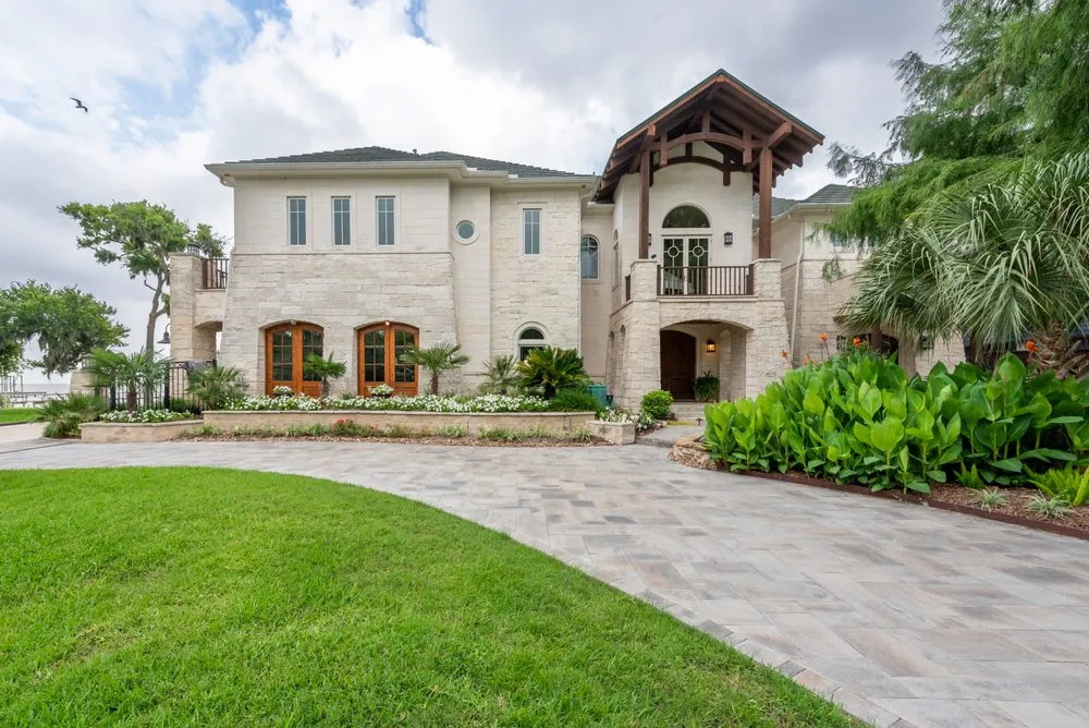 Expert yard cleanup service in Orange, CA - System Pavers