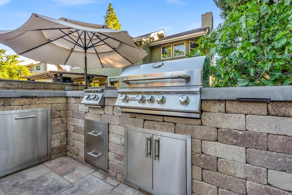 Professional garden landscaping with custom design in Rancho Cordova, CA by System Pavers