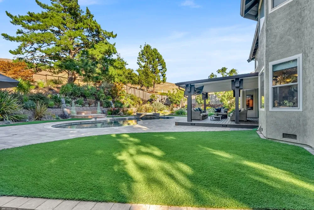 Top-rated landscape installation in Tacoma, WA by System Pavers