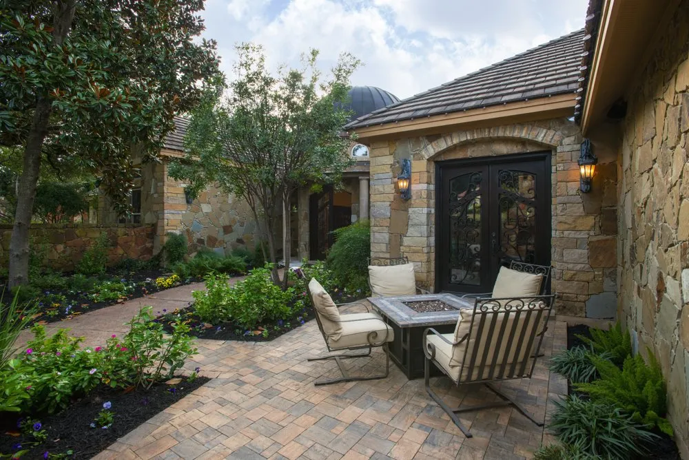 Reliable yard cleanup service in Vancouver, WA - System Pavers