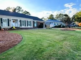 Custom yard cleanup service for beautiful yards in Fayetteville, NC by T & A Lawncare