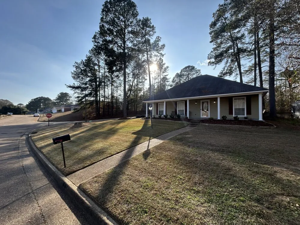 Trusted landscaping services for beautiful yards in Brandon, MS by T & G Lawn Care