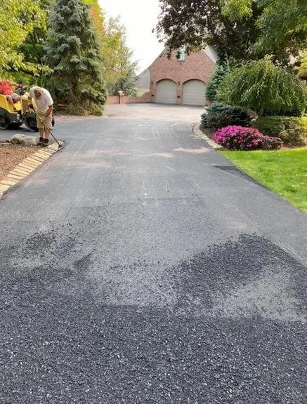 Local lawn care service for residential properties in Pittsburgh, PA by T & H Paving