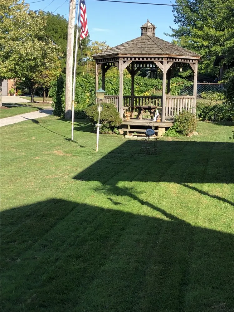 Affordable outdoor landscaping for residential properties in Eastlake, OH by T & K Landscape