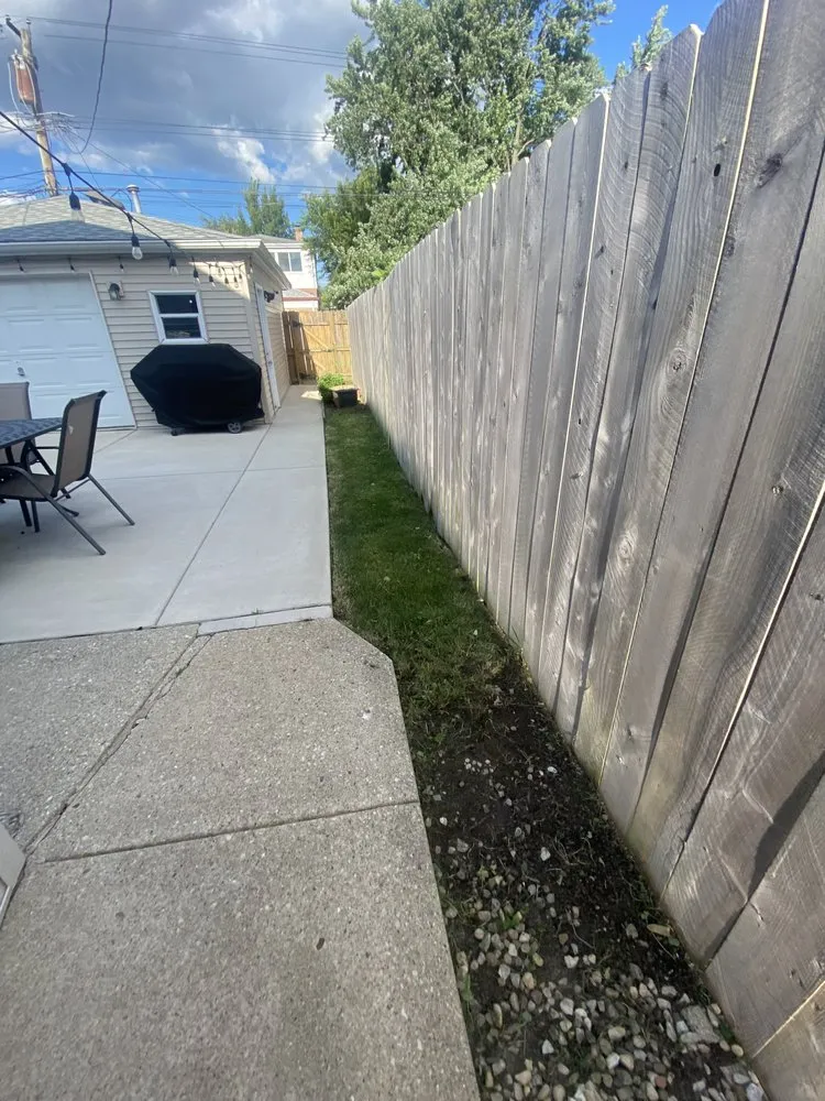 Expert outdoor landscaping in Chicago, IL by T & M Yard Care