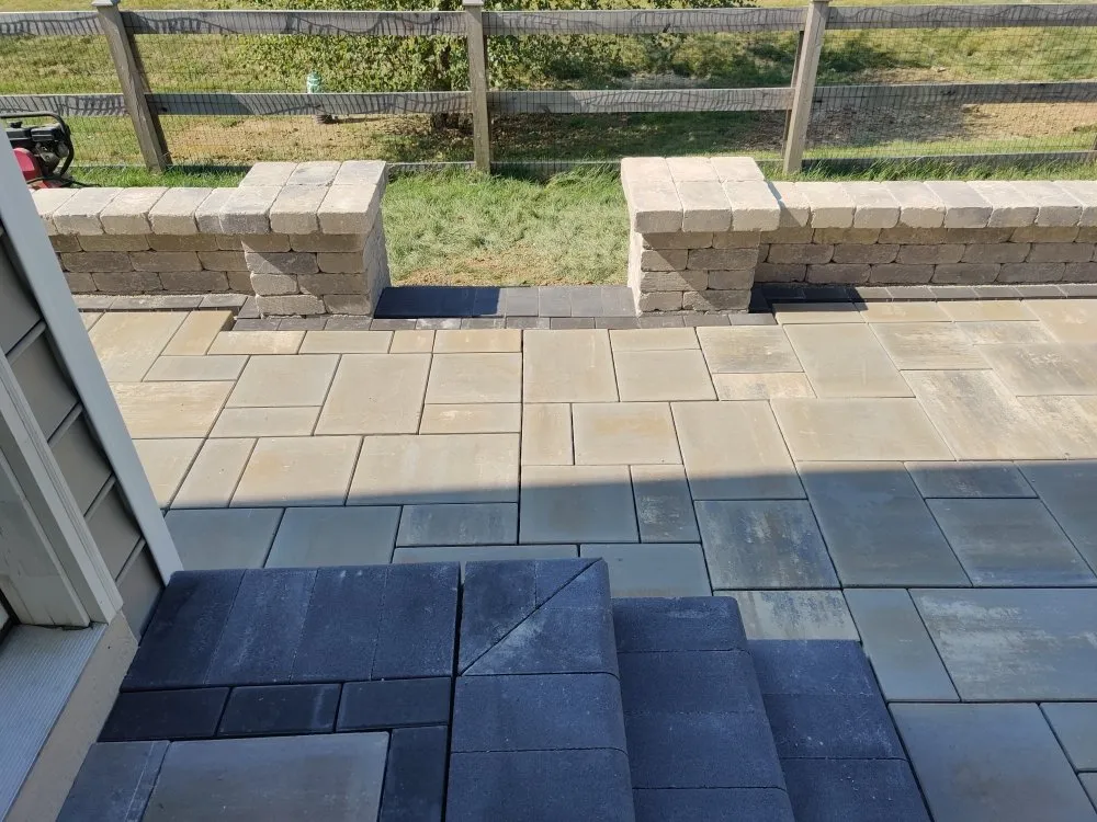 Expert landscaping services for year-round maintenance across Hartford, OH - T & N Lindsay's Landscaping