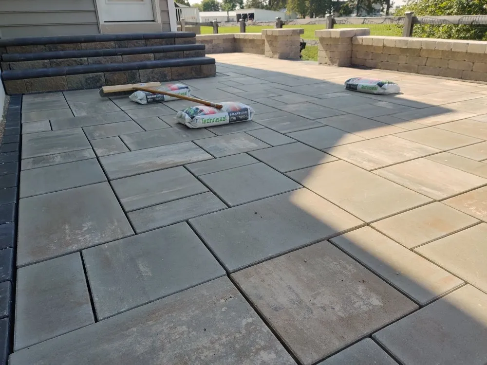 Reliable yard cleanup service in Hartford, OH by T & N Lindsay's Landscaping