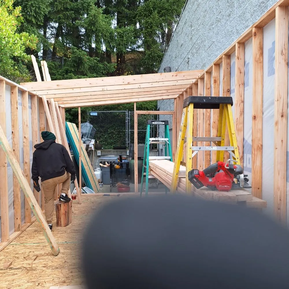 Professional residential landscaping in Bremerton, WA by T & R Handyman