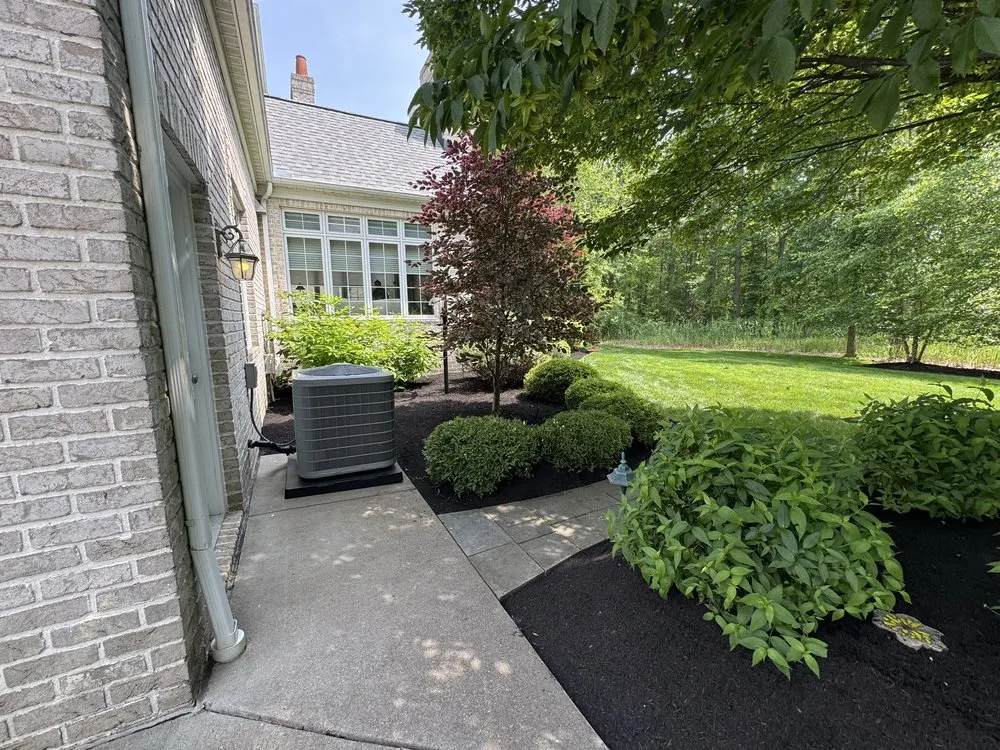 Top-rated landscaping services in Lorain, OH by T & S Contractors