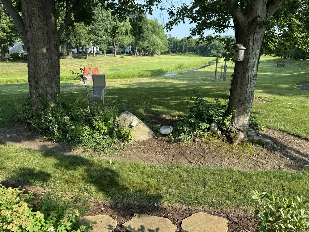 Professional landscaping services experts serving Lorain, OH - T & S Contractors