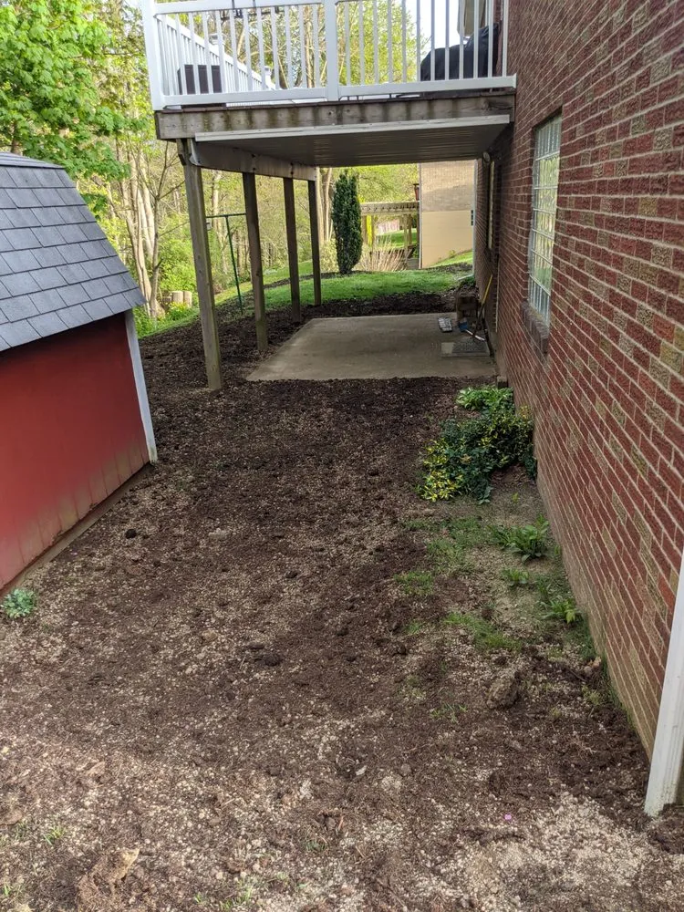 Custom landscaping services in Coraopolis, PA - T & T Landscaping