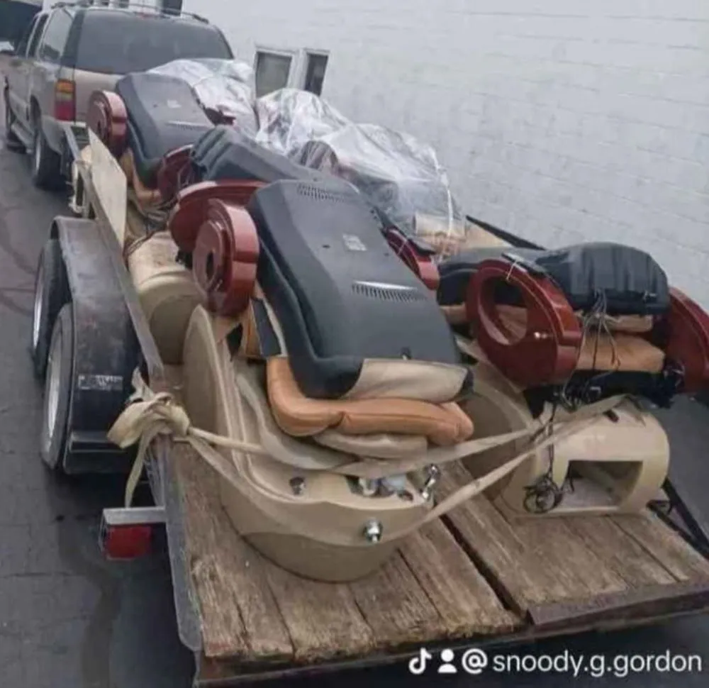 Custom yard maintenance in Clarksville, TN by T & T Lawn Care