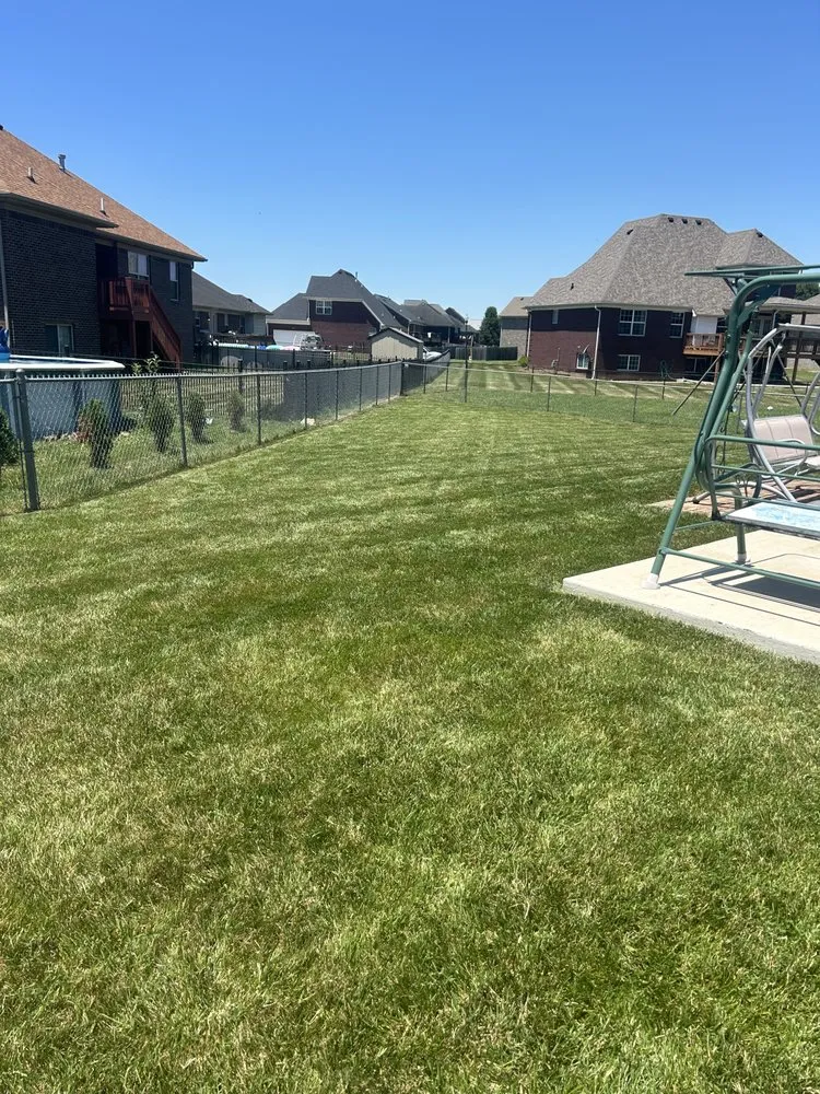 Top-rated residential landscaping in Shepherdsville, KY by T & Z Lawncare & Pressure Washing