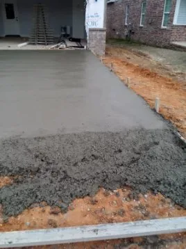 Reliable yard cleanup service for homes in Hattiesburg, MS by T and D Concrete and Construction