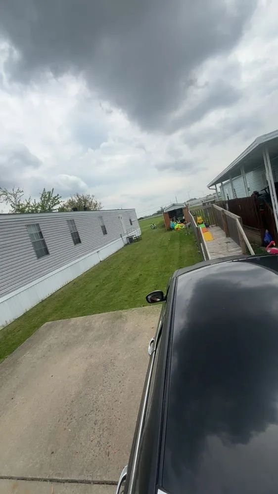 Custom lawn care service experts serving Bloomingburg, OH - T and D Landscaping