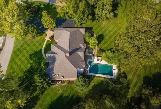 Local yard cleanup service experts serving Ellisville, MO - T and T Lawn Care