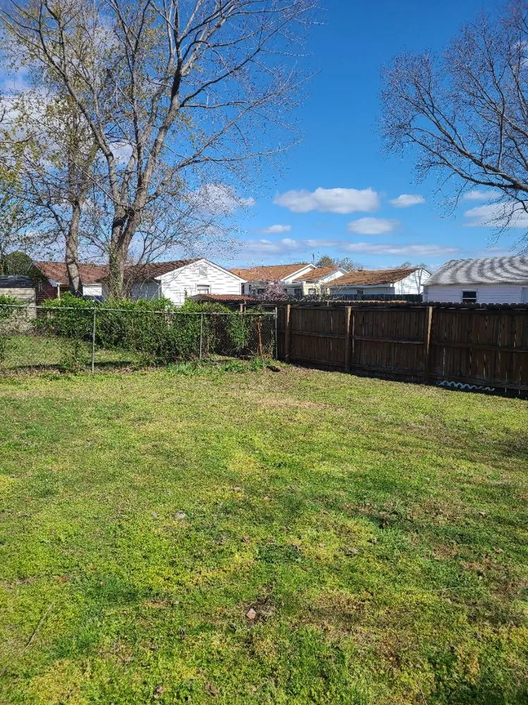 Reliable lawn mowing service in Hampton, VA - T And Wingate Lawncare