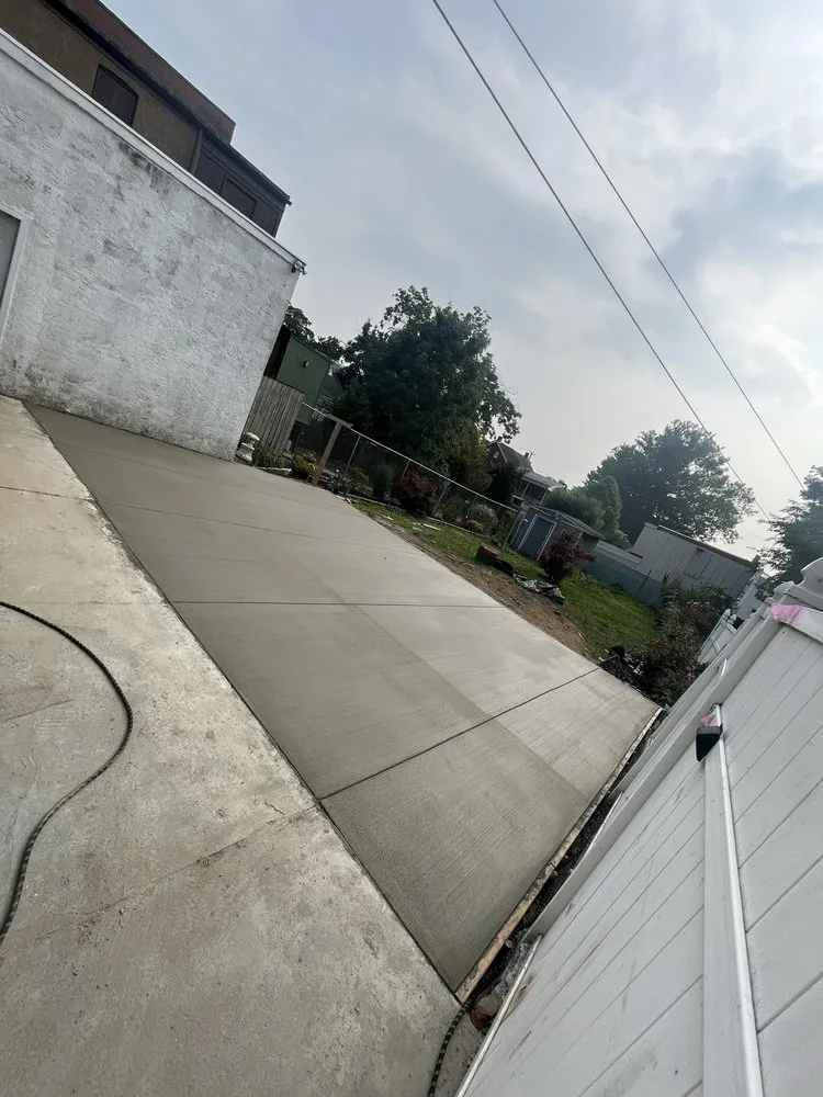 Reliable yard cleanup service in Lancaster, PA - T Bones Concrete