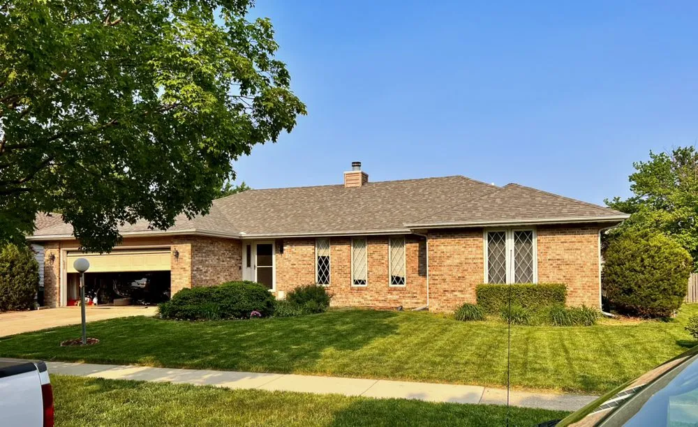 Reliable yard maintenance in Savoy, IL by T Brothers Mowing