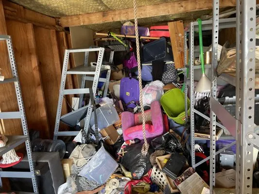 T D Land Services Logo