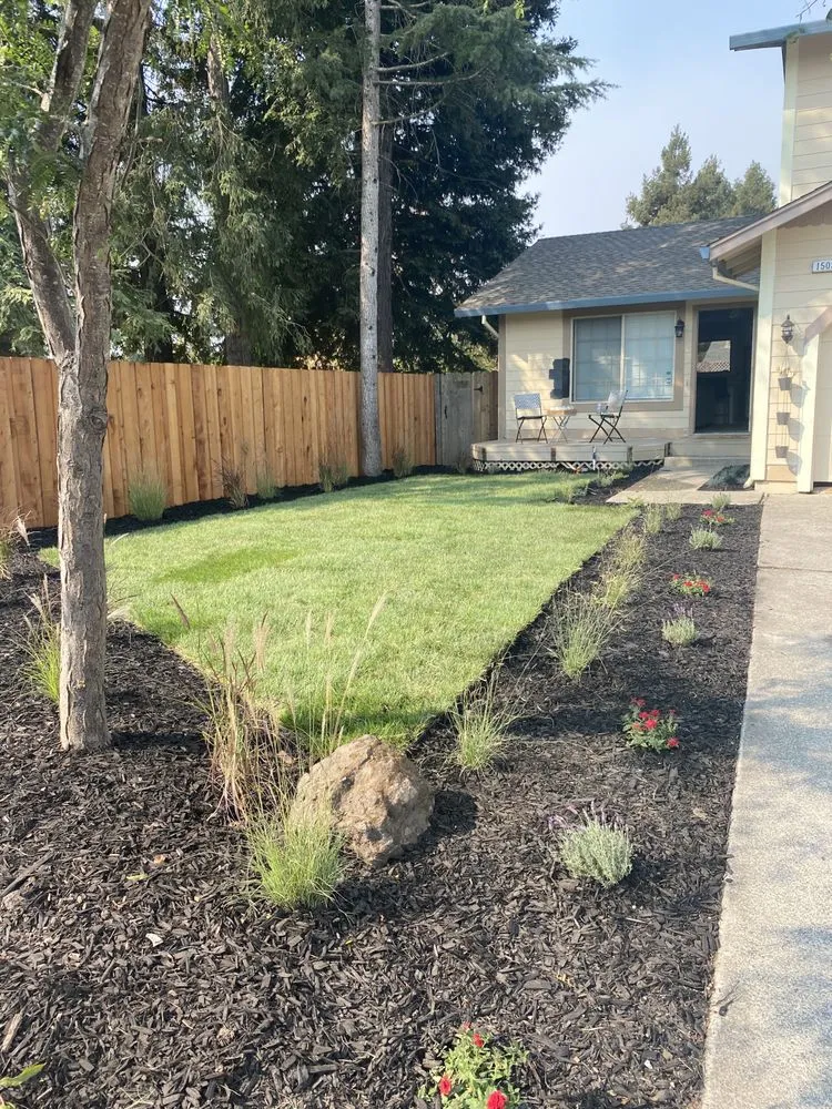 Custom garden landscaping for year-round maintenance in Sebastopol, CA by T Enterprises