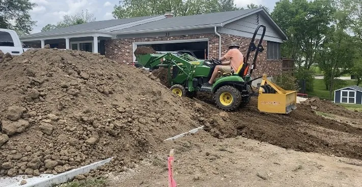 Top-rated lawn care service in Hillsboro, MO by T. Glass Lawn Care