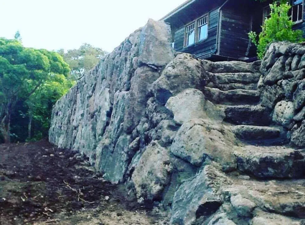 Local yard cleanup service for outdoor upgrades across Urban Honolulu, HI - T Handyman Services