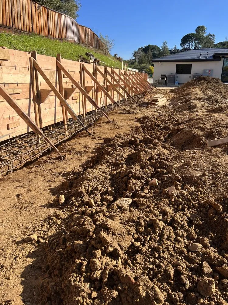 Professional garden landscaping for year-round maintenance in San Leandro, CA by T. Hoang Landscaping