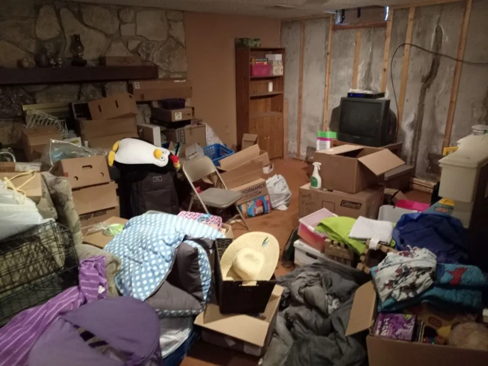 Professional lawn mowing service experts serving Derby, KS - T. K Junk Removal Service