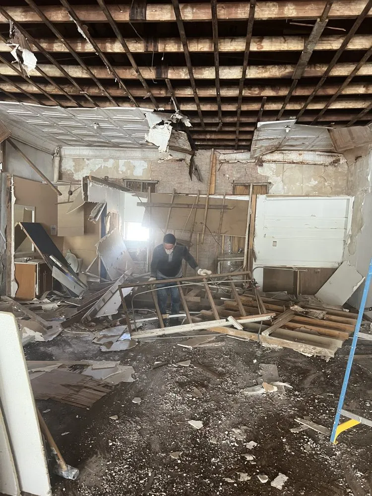 Local residential landscaping in Waxahachie, TX by T M F outdoor demolition and construction