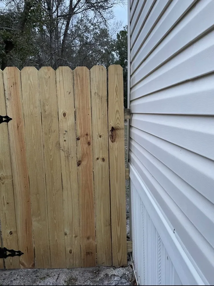 Professional lawn mowing service in Brunswick, GA by T-Mowers