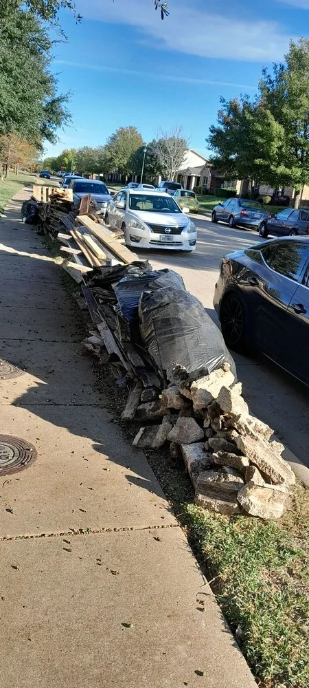 Affordable yard cleanup service in Dallas, TX - T N T Junk Removal