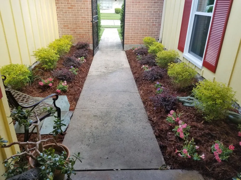 Local residential landscaping for residential properties across Belle Chasse, LA - T O's Lawn & Landscaping