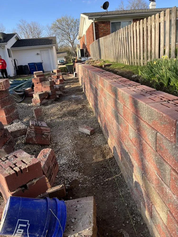 Professional lawn mowing service experts serving Richmond Heights, MO - T R Scapes Lawn and Landscaping