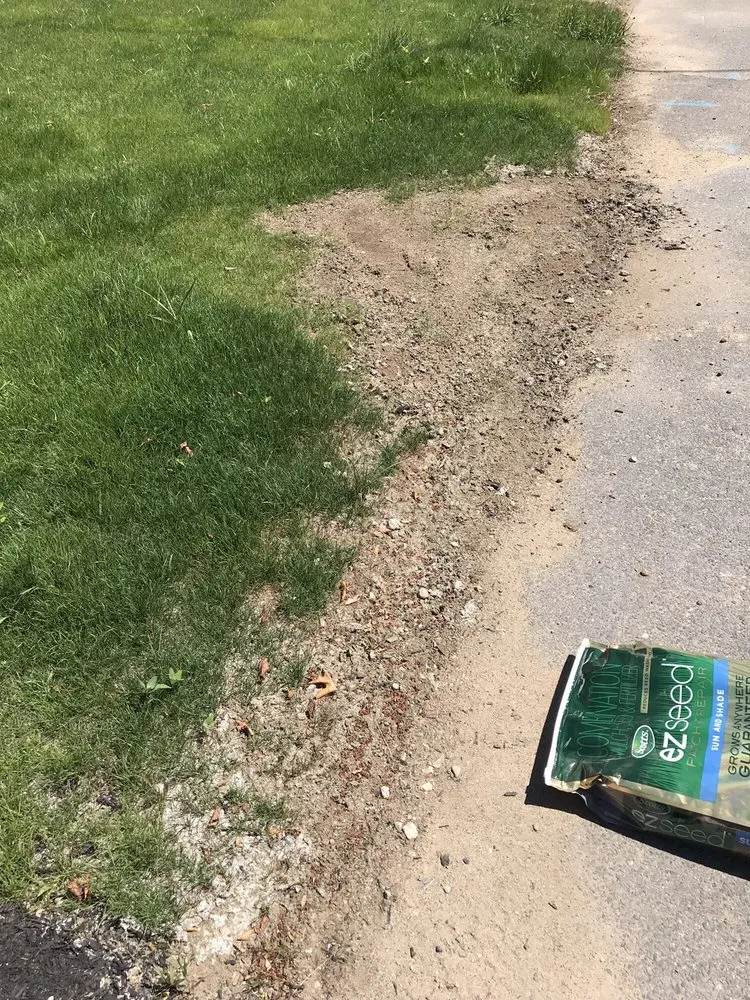 Top-rated yard cleanup service in Dighton, MA - T-Scape