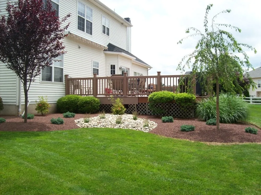 Expert residential landscaping in Chalfont, PA - T. Shaw Landscape Contractors