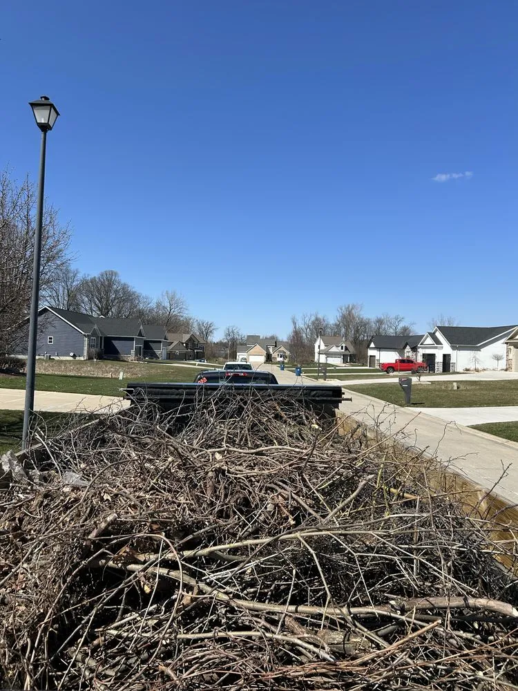 Reliable yard cleanup service experts serving Flint, MI - T Wright’s Lawncare