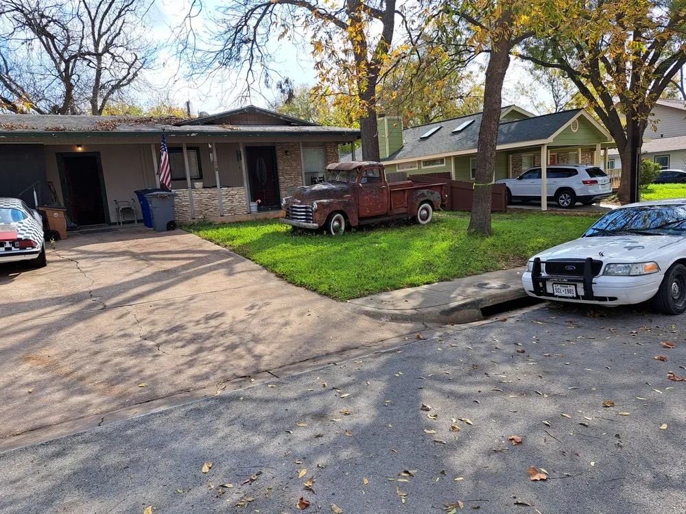 Trusted garden landscaping with custom design in Austin, TX by T1 and Done