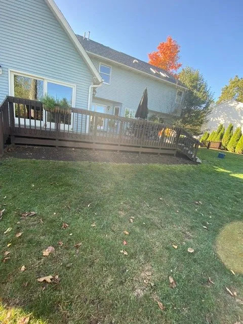 Top-rated lawn mowing service in Barberton, OH by T2 Design Lawn and Landscape