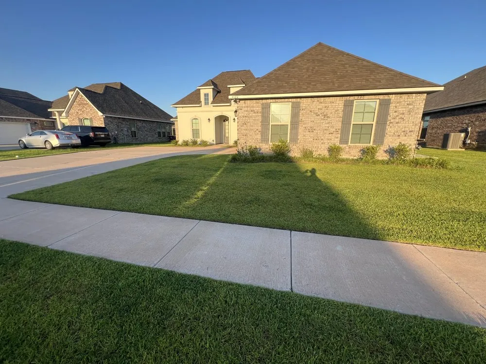 Reliable landscaping services in Baton Rouge, LA by T2 Lawn Care