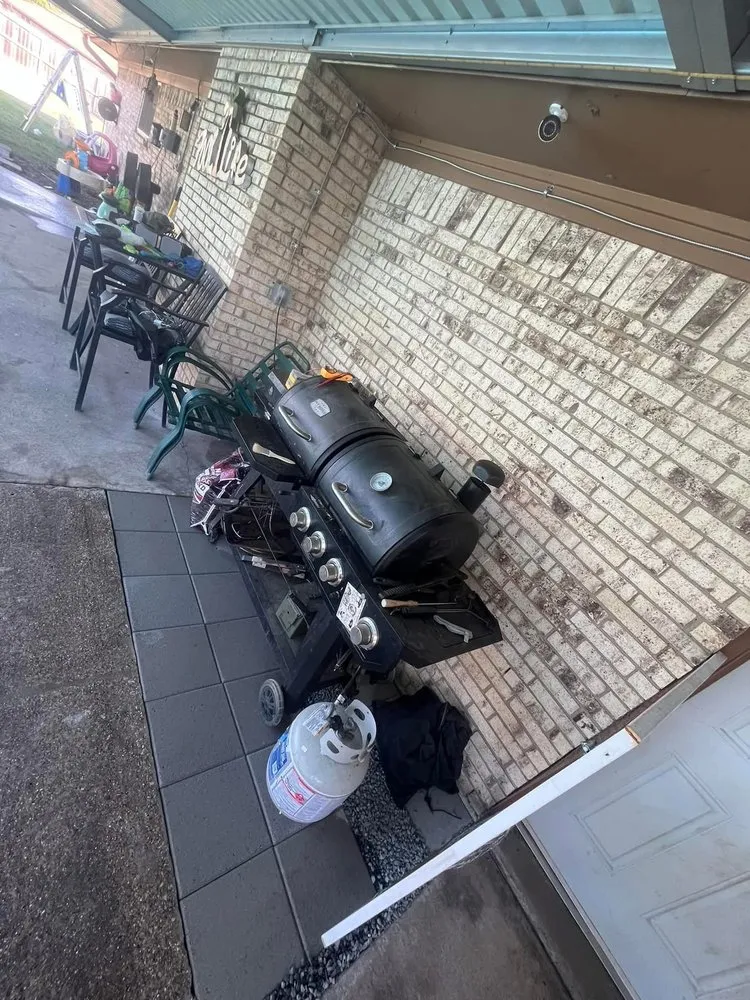 Reliable yard cleanup service in Garland, TX - T22 Lawn Cutters