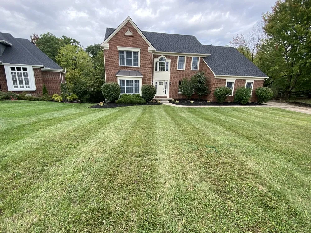 Expert outdoor landscaping in Cincinnati, OH by T2B Lawn Care