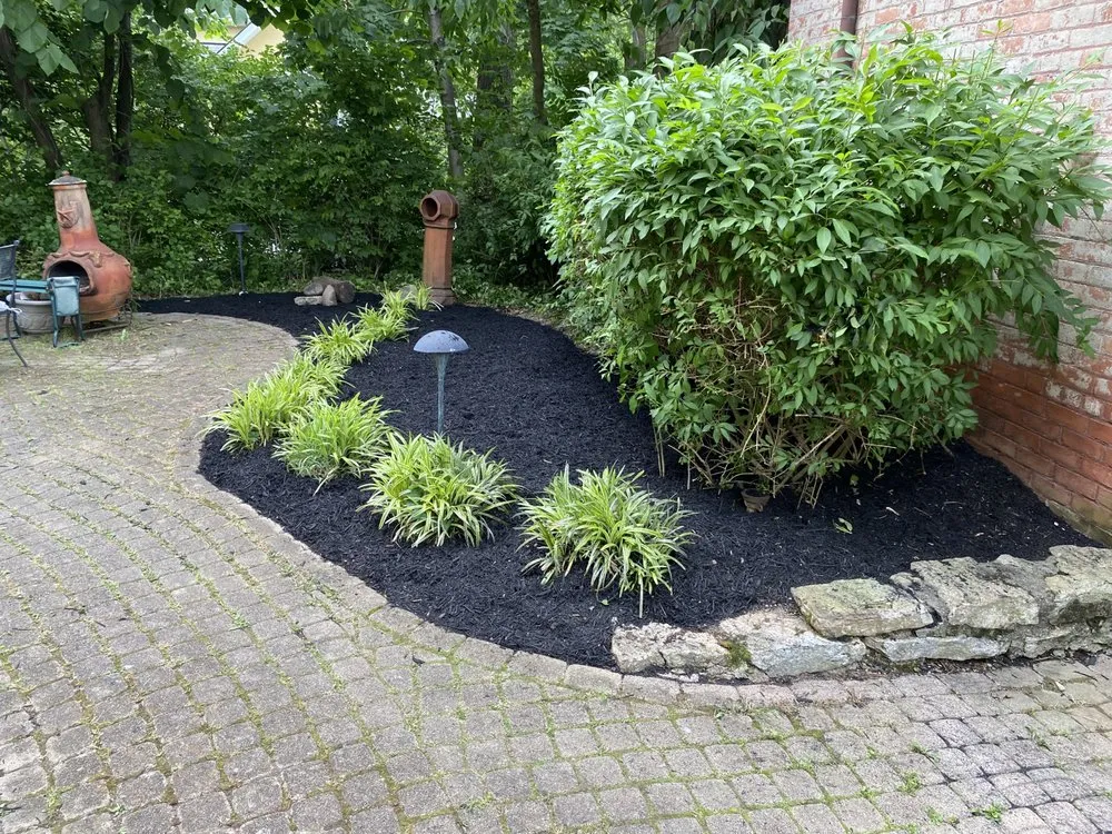 Local landscaping services experts serving Cincinnati, OH - T2B Lawn Care