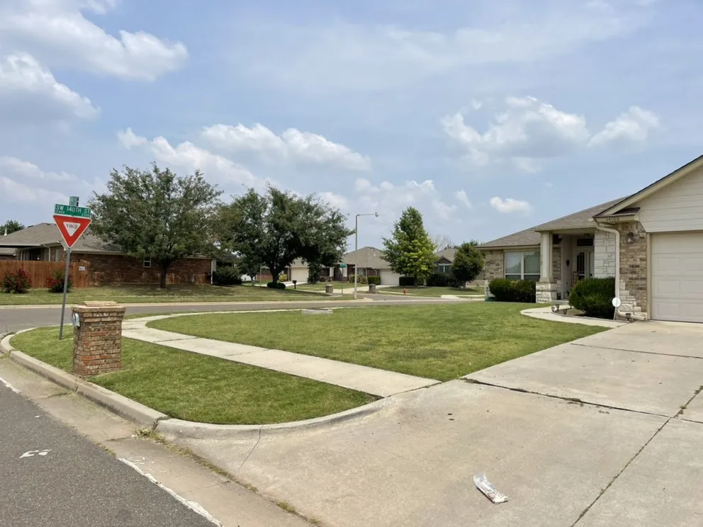 Custom landscaping services with custom design in Norman, OK by T&A Pressure Pros