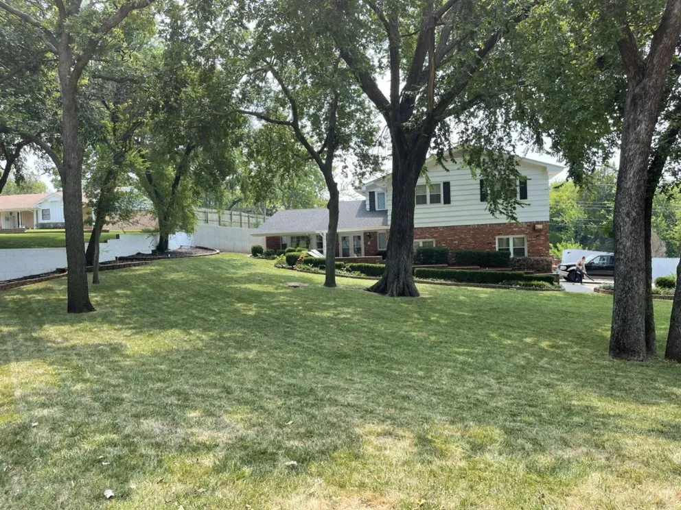 Professional lawn care service near you across Norman, OK - T&A Pressure Pros