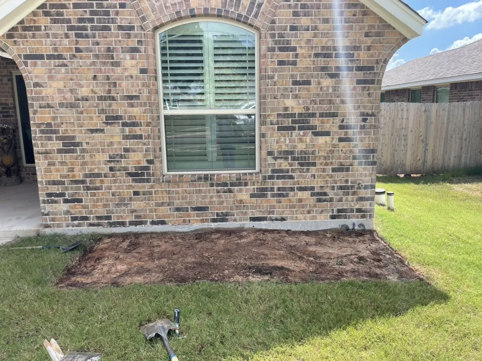 Expert yard cleanup service for beautiful yards in Norman, OK by T&A Pressure Pros