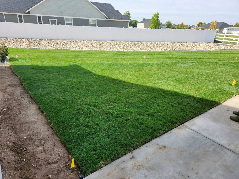 Local yard maintenance experts serving Nampa, ID - Tabares Landscaping