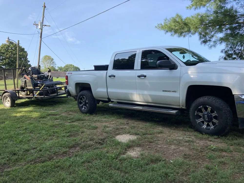 Custom lawn mowing service experts serving Stewart, OH - Tabler’s Lawn and Landscape