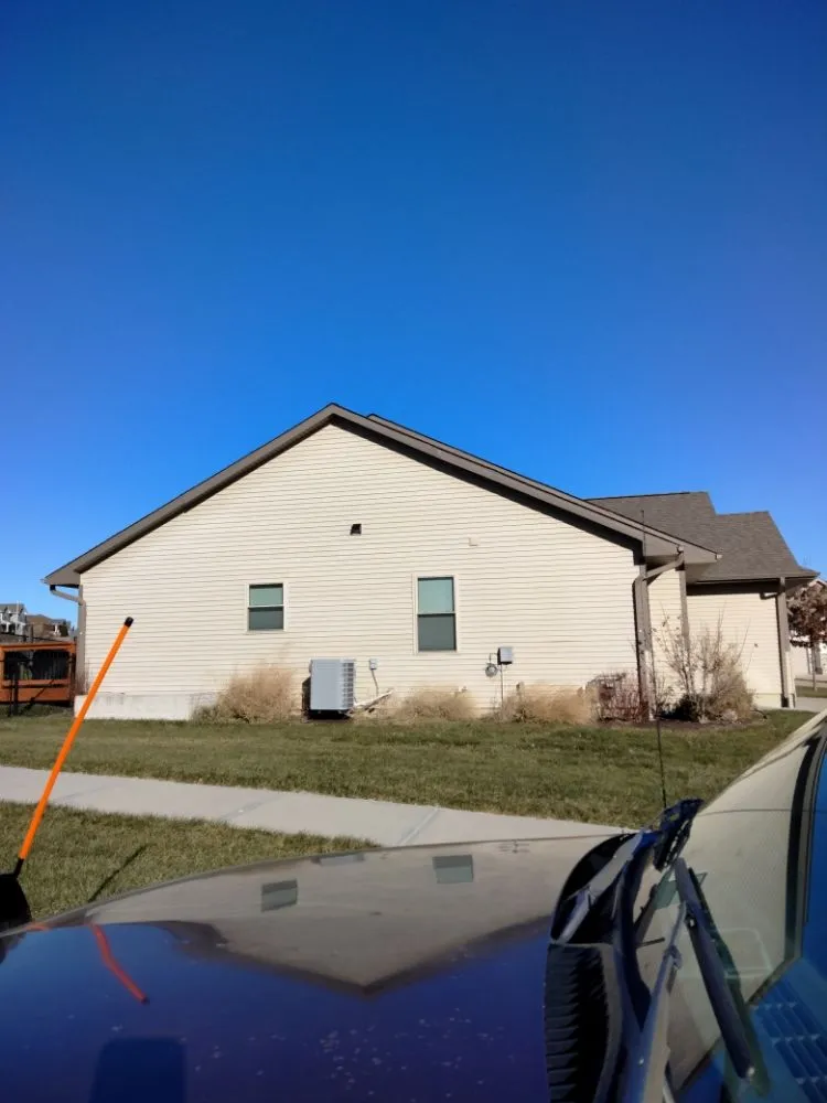 Expert garden landscaping experts serving Anamosa, IA - Tab's Crew Enterprises